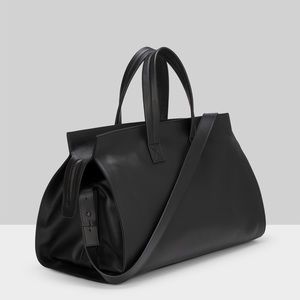 MARSÈLL Quarantotto Tote in Black Italian Leather. Excellent like new condition.